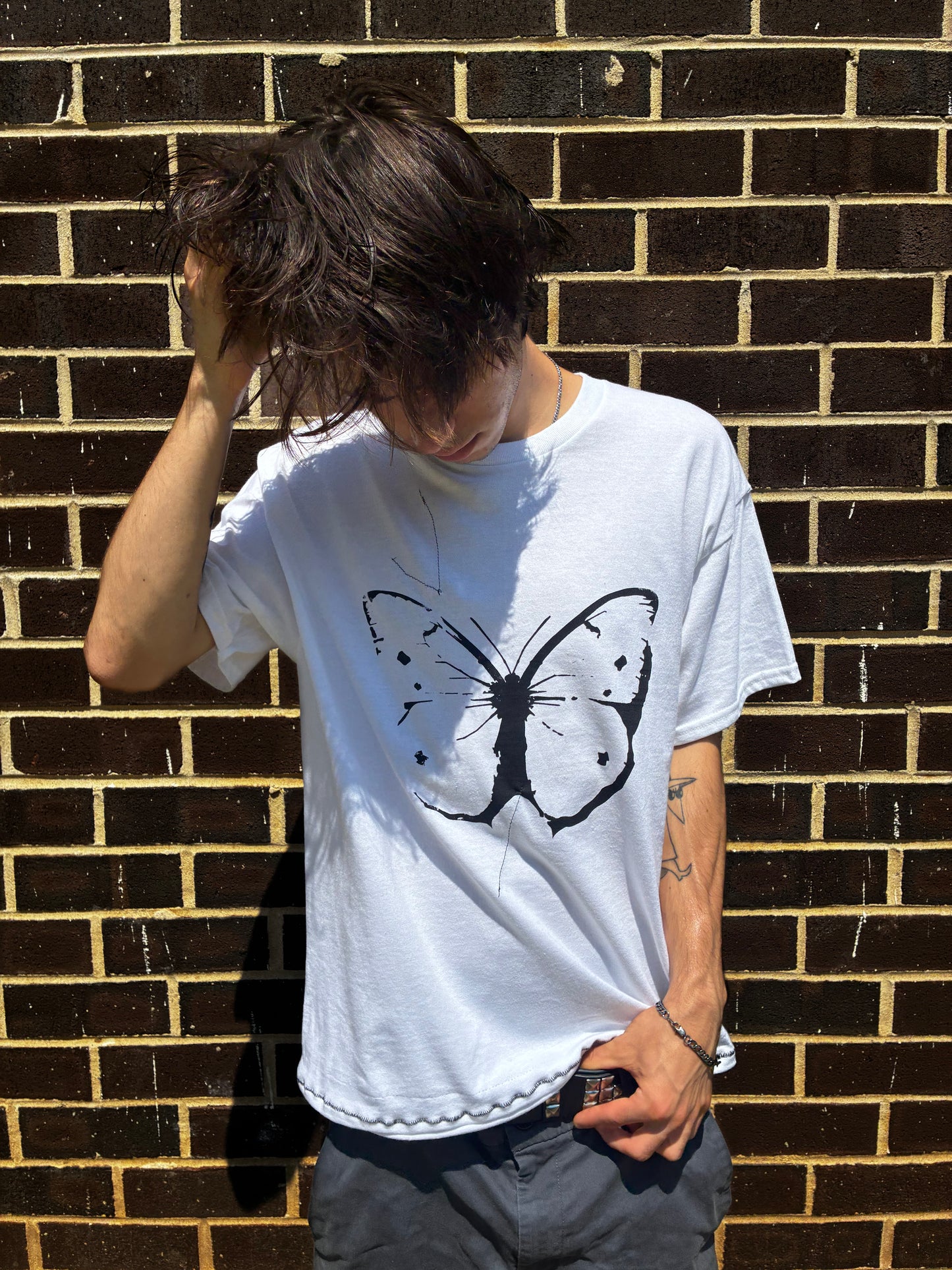 WHITE BUTTERFLY TEE