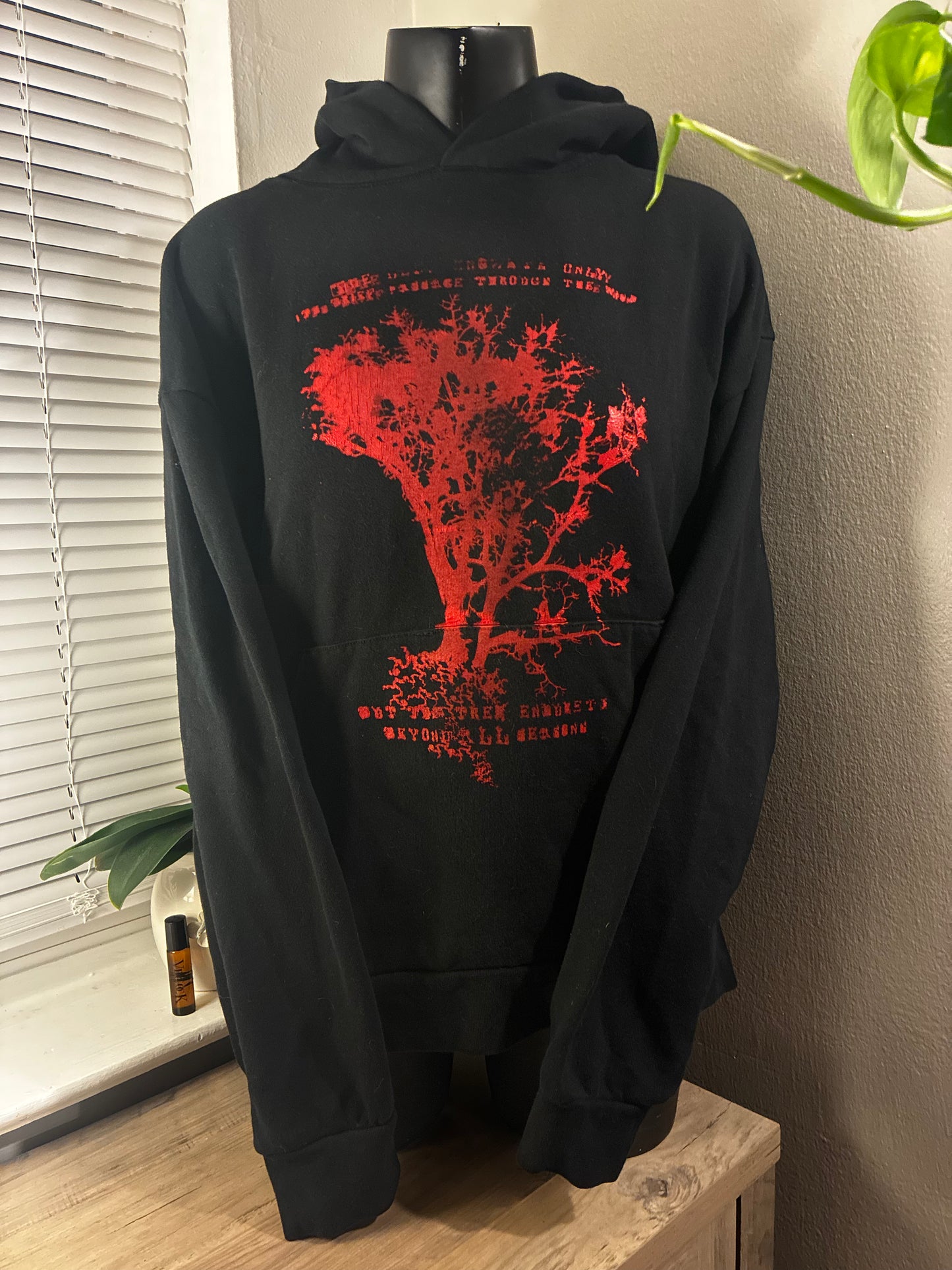 "KNOWTH TREE" HOODIE