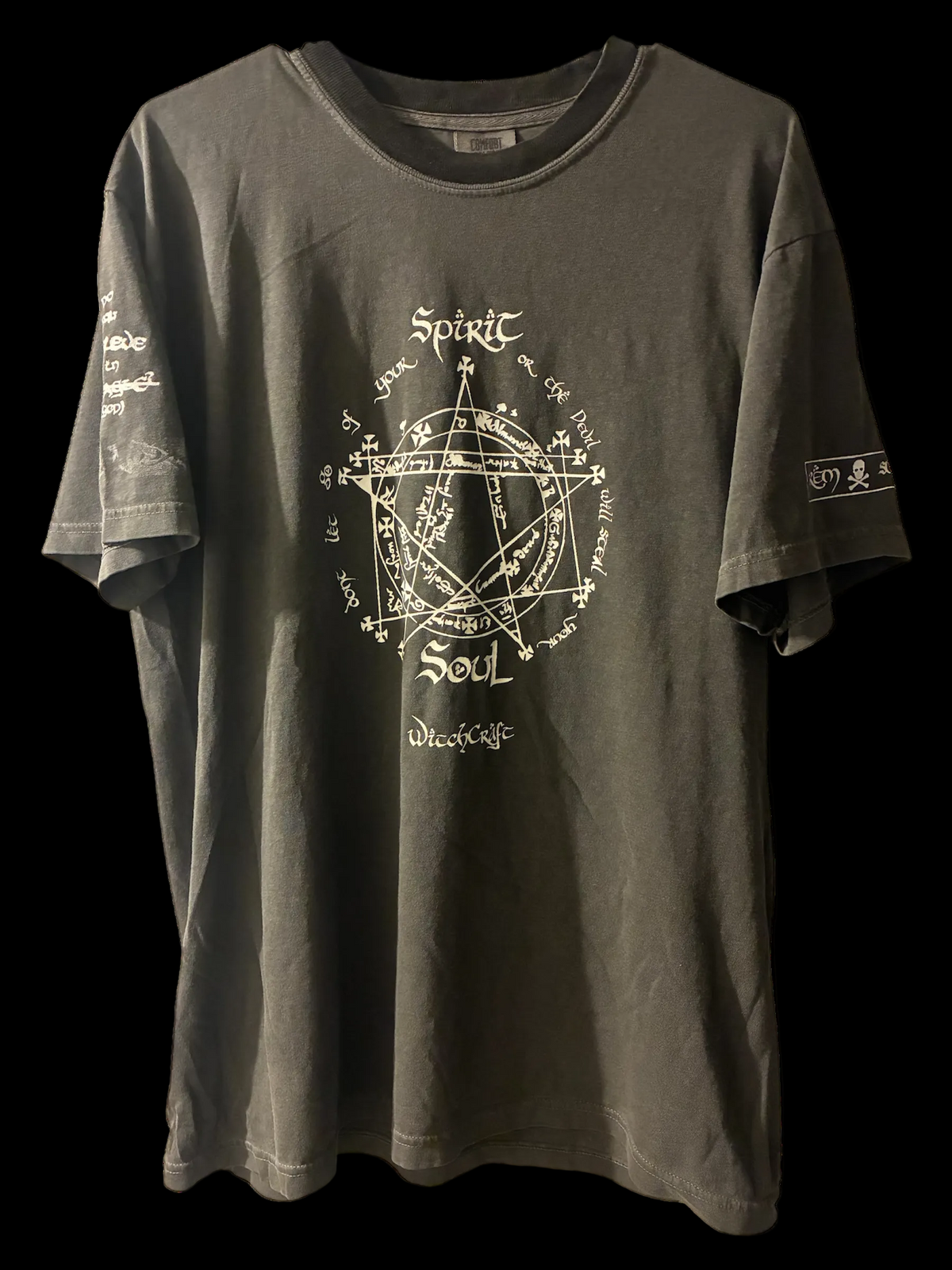 "keep your spirit" tee